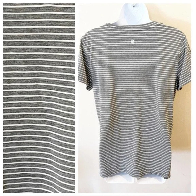 Zella Striped V-Neck Short Sleeve Top LARGE Activewear NEW Grey Heather workout