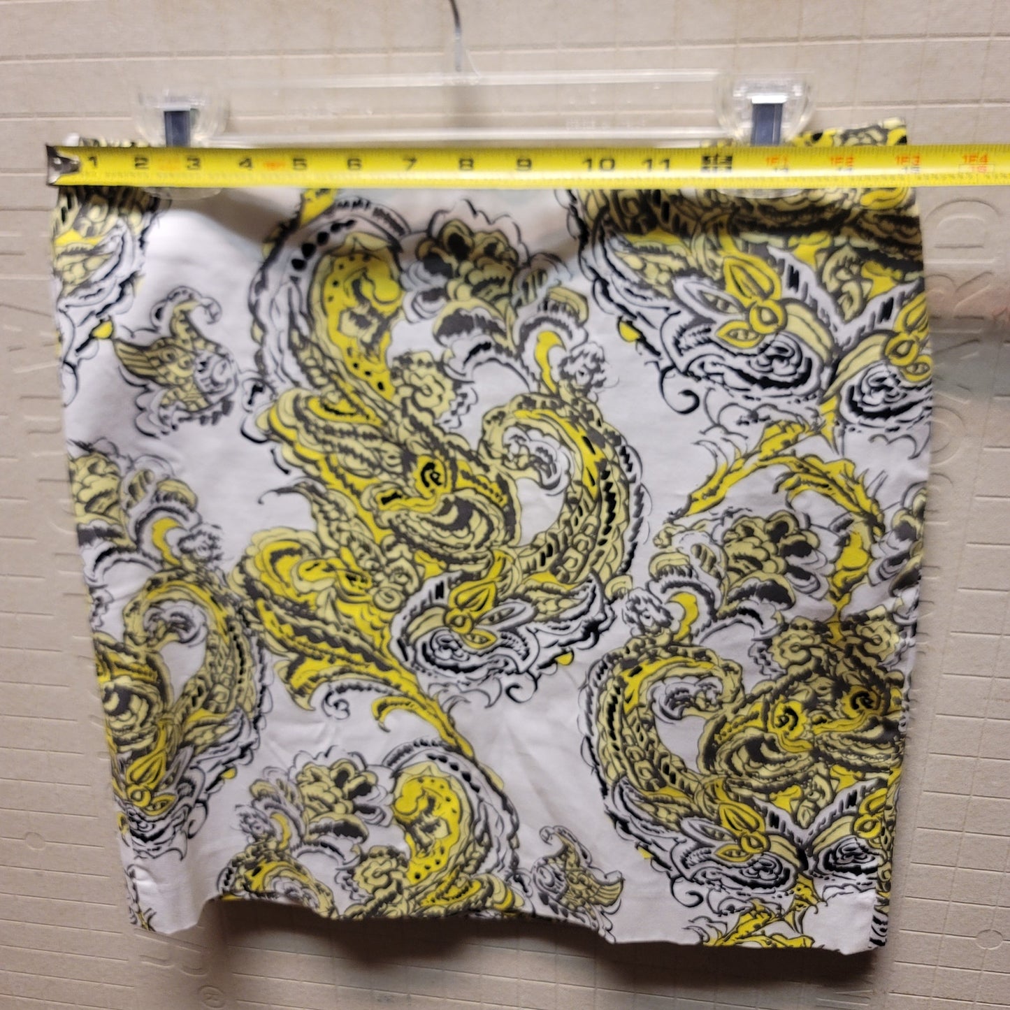 Ann Taylor NEW madison skirt yellow white paisley Size 2 Summer Casual