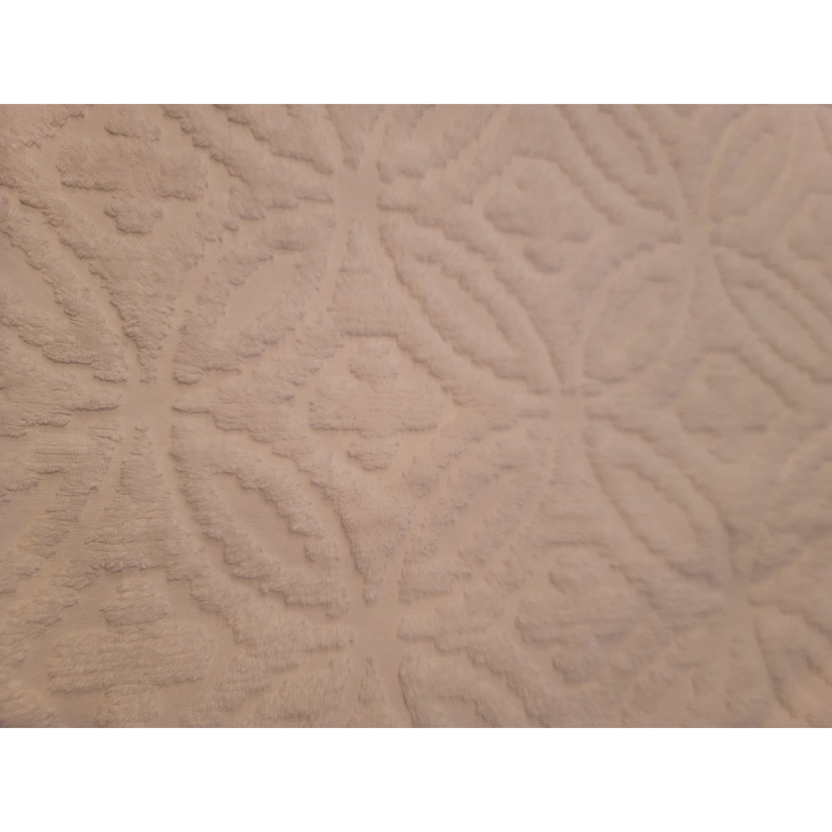 Vintage White Chenille Candlewick Medallion Queen Bedspread with Fringe