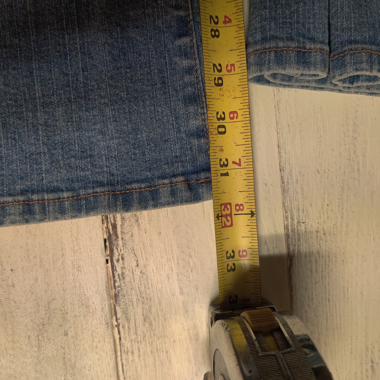 NYDJ Tummy Tuck Jeans Womens 6 Straight Leg Medium Wash Stretch Denim Made USA