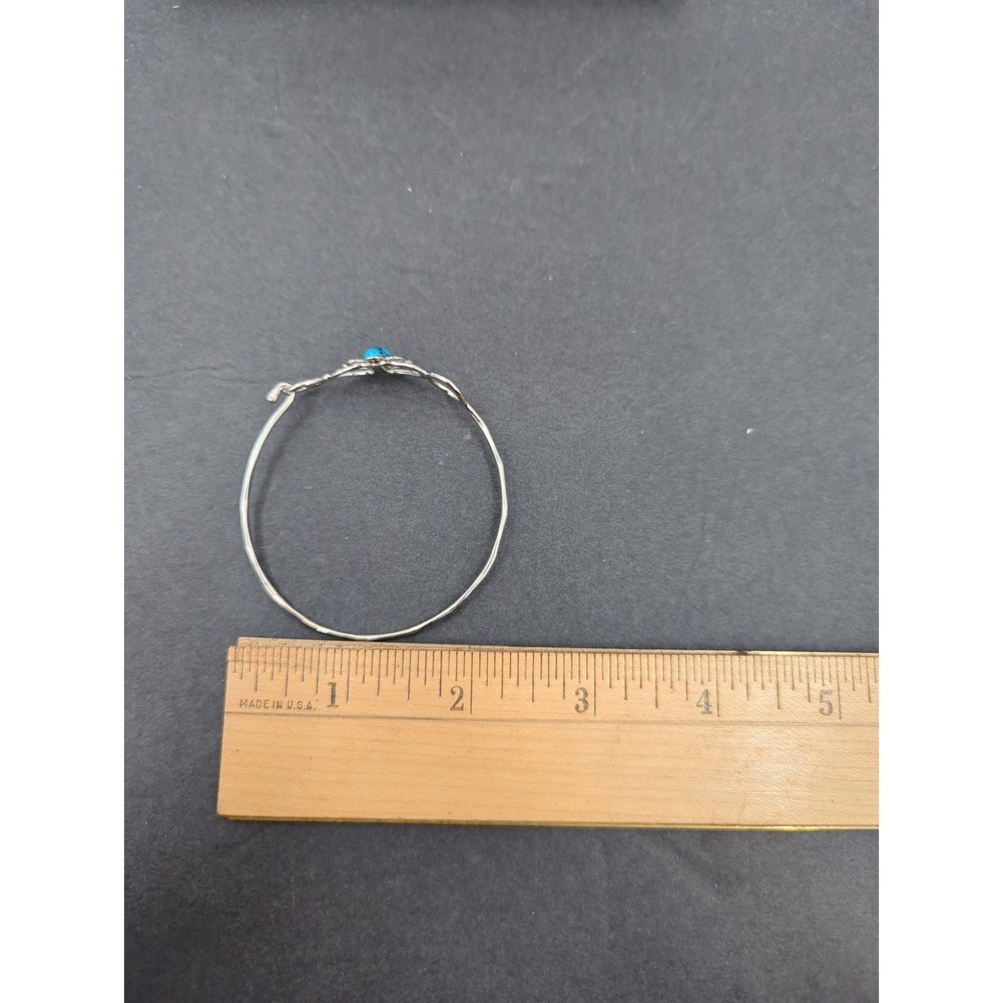 Vintage Fashion BRACELET Silver Tone faux Turquoise Center Wire flower motif