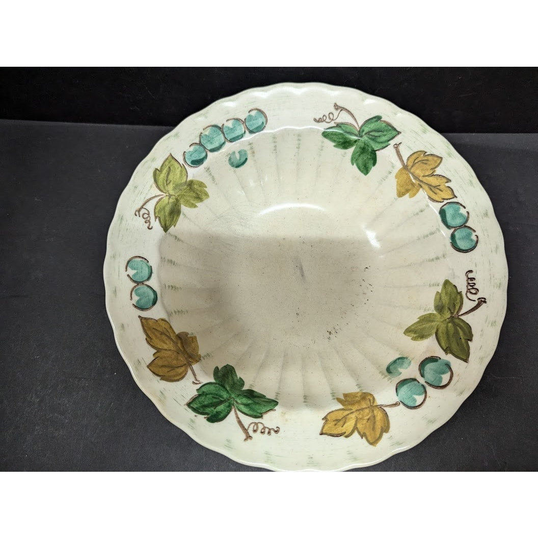 RETIRED Vineyard by Metlox Poppytrail Vernon 9" Round Vegetable serving Bowl