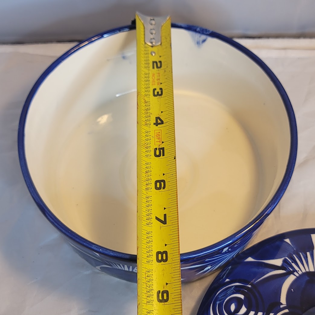 Hand painted Talavera Serving dish tortilla Warmer Covered Blue White 8" x 3.5"