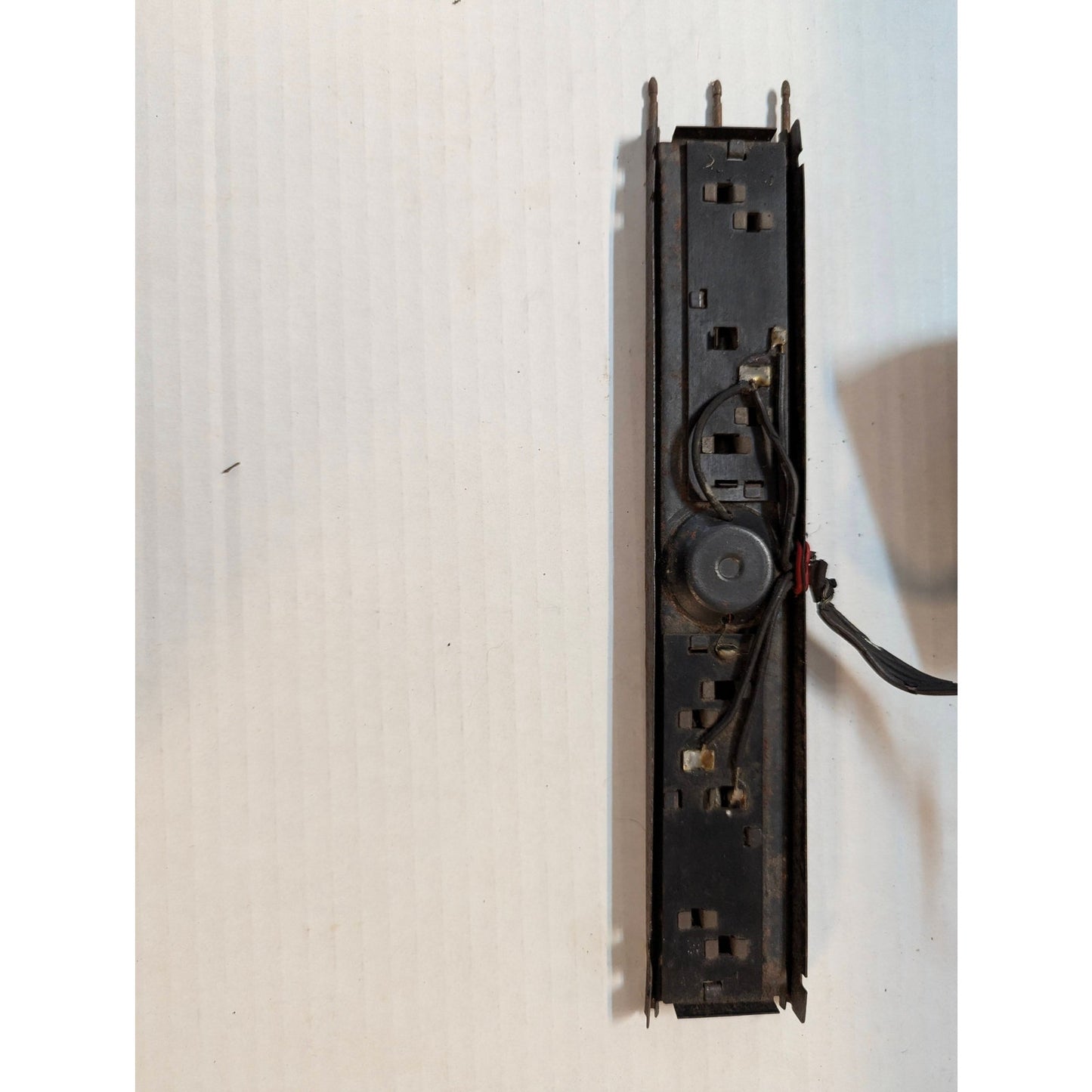 Lionel Vintage O Gauge Model Train Remote Control Switch & Track Accessories Lot