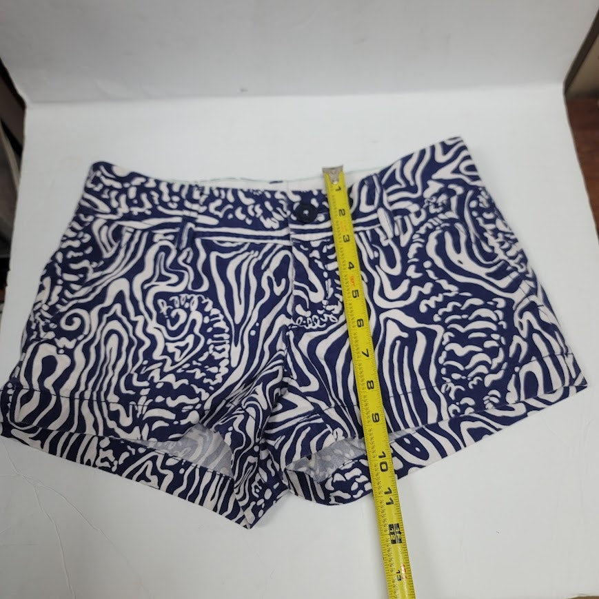 Lilly Pulitzer Womens Size 00 The Walsh Short Blue White Hidden Waves