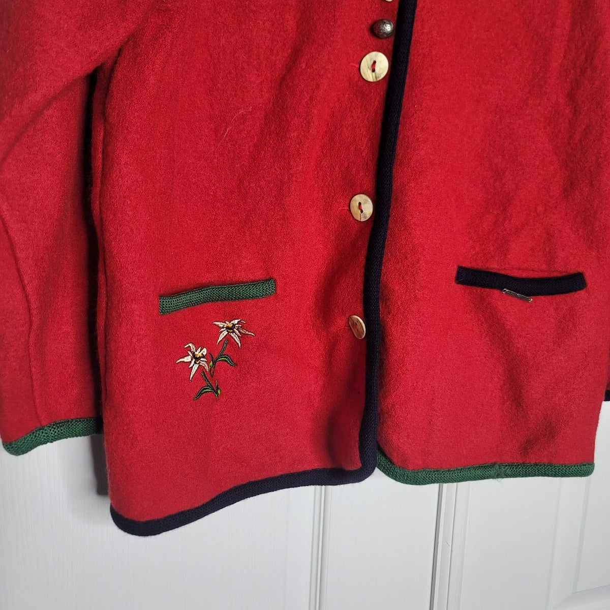 Geiger Tyrolean Sz 42 Austria Cardigan Felted red Wool Jacket Buttons Embroidery