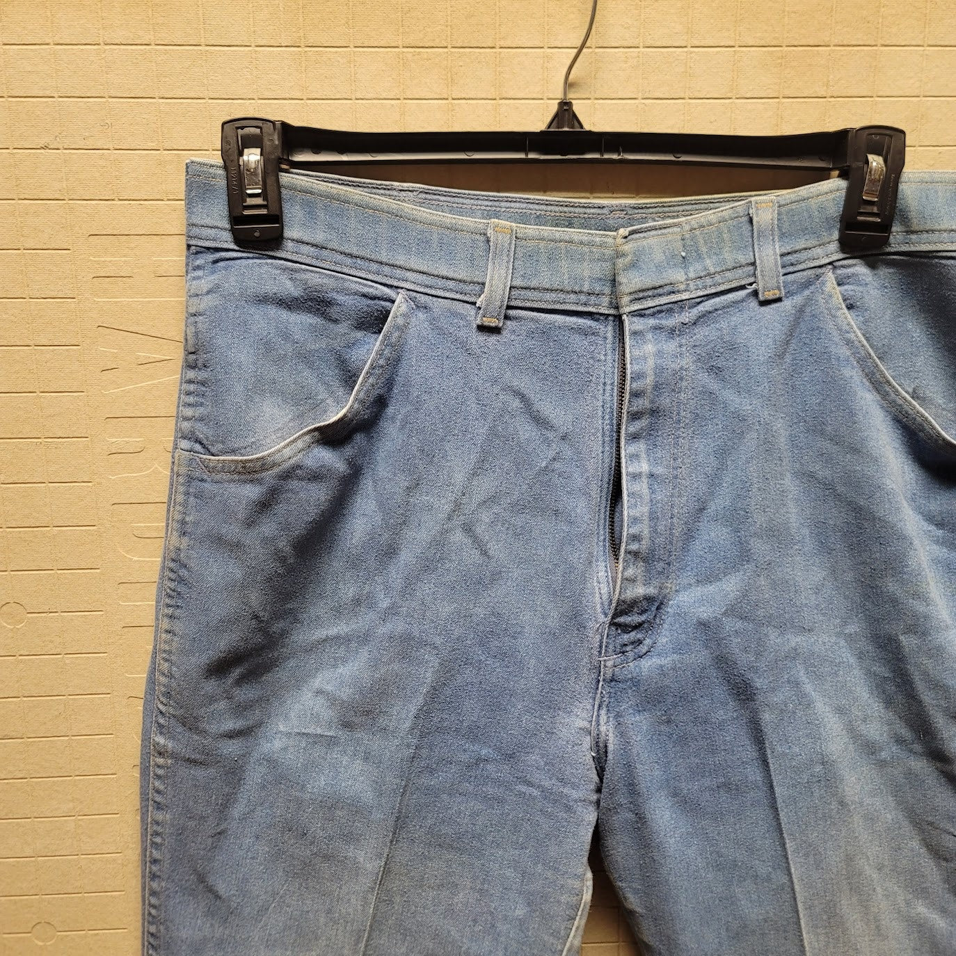 Vintage Comfort Action Sports Jeans Light wash 34" x 28" Mens