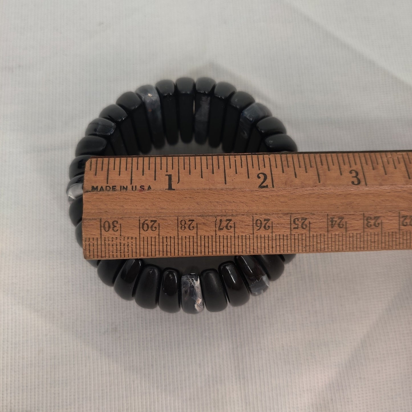 Vintage Black & White Ribbed Acrylic Stretch Bracelet 80s Chunky Statement MCM