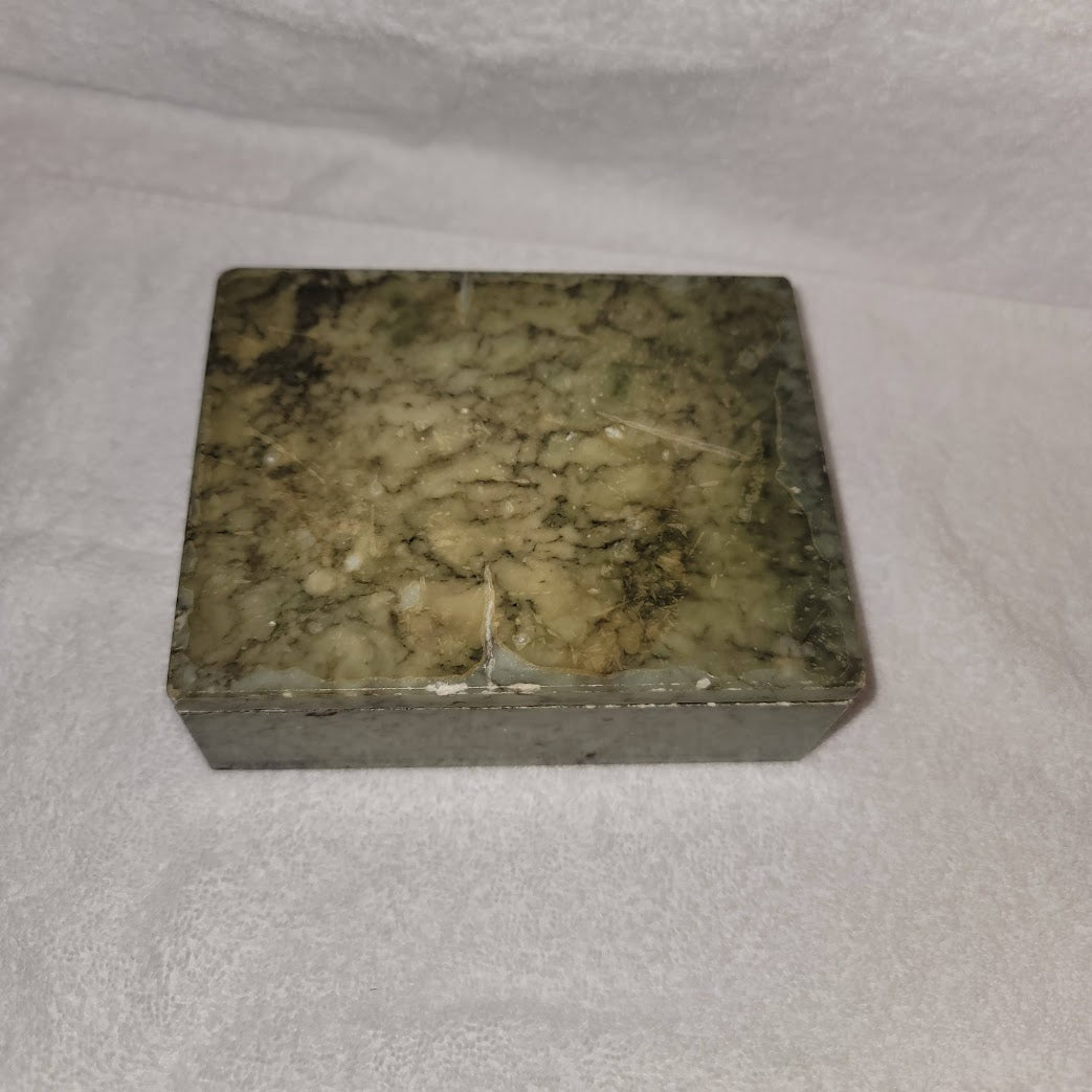 Italian Green Alabaster Marble Jewelry, Decorative, Cigarette Box Lidded, 1970s