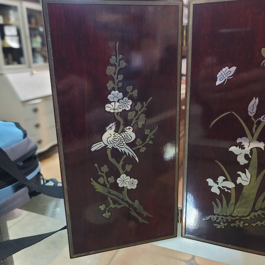 Vintage Chinoiserie 4-Panel Tabletop Screen | Silver Metal Inlay Art