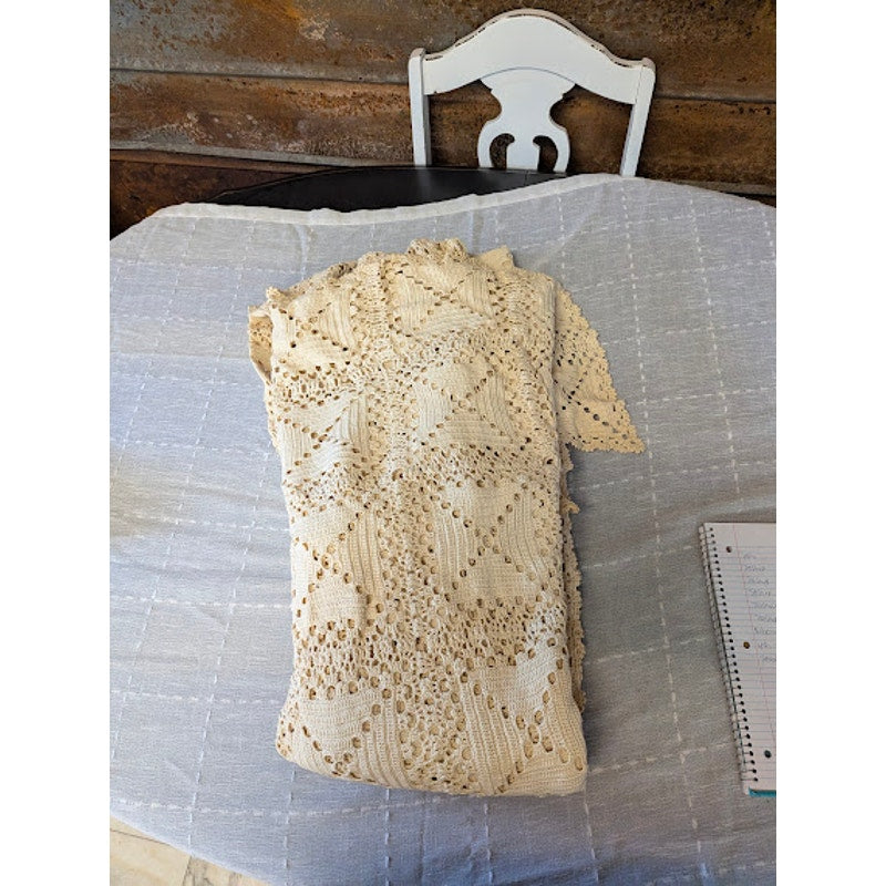 Vintage Handmade Crochet Bedspread Cream Geometric Diamond Boho Coverlet 77x100