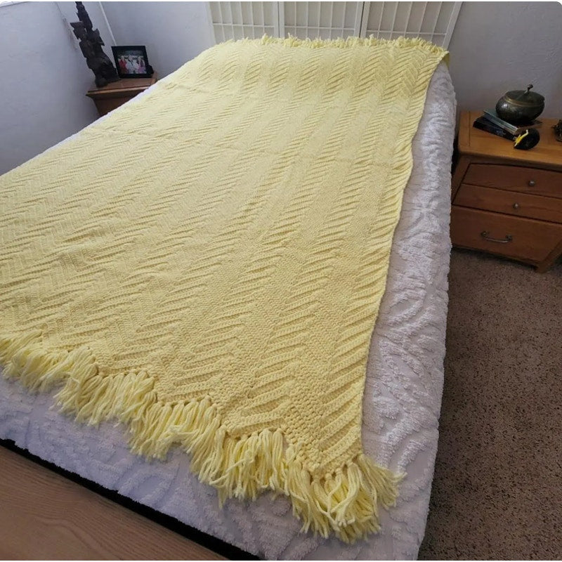 handmade Yellow afghan throw fringe chevron 50" x77" twin zigzag homestead retro