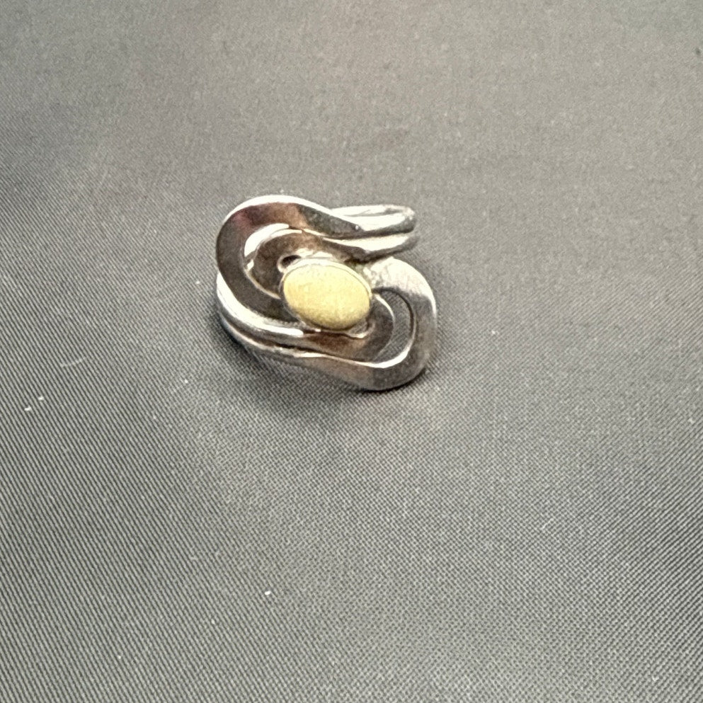 Vintage 925 Sterling Silver Modernist Swirl Ring with Moonstone Cabochon Size 6