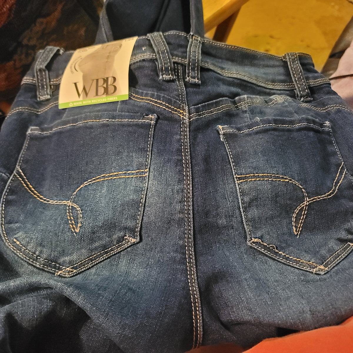 YMI Women's Junior Wannabettabut High Rise Super Flare Denim Jeans Size 1/25 NEW