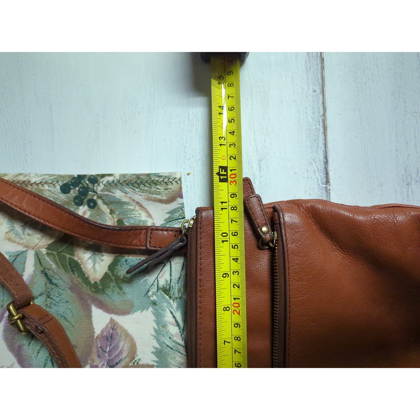 Fossil Heritage Brown Tan Leather Crossbody Organizer Messenger Bag