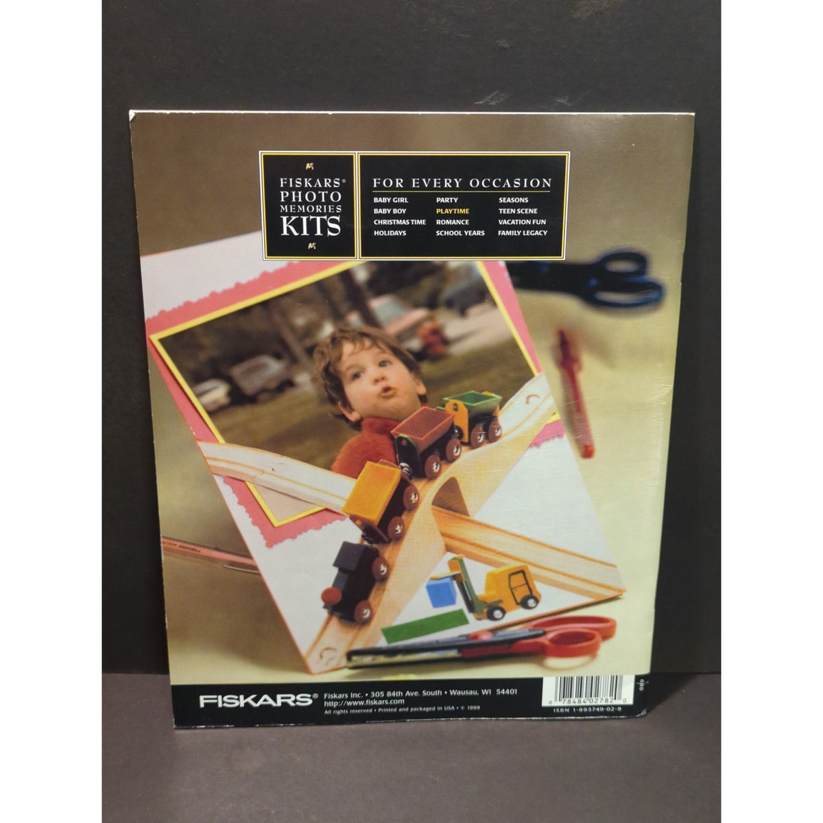 FISKARS Photo Memories KIT scrapbooking CRAFTS #2782