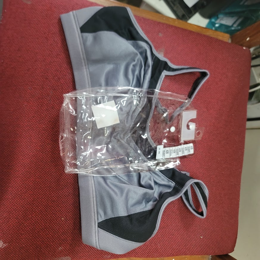 Playtex Gray 42B Excalibur Bra New 18 hour active lifestyle