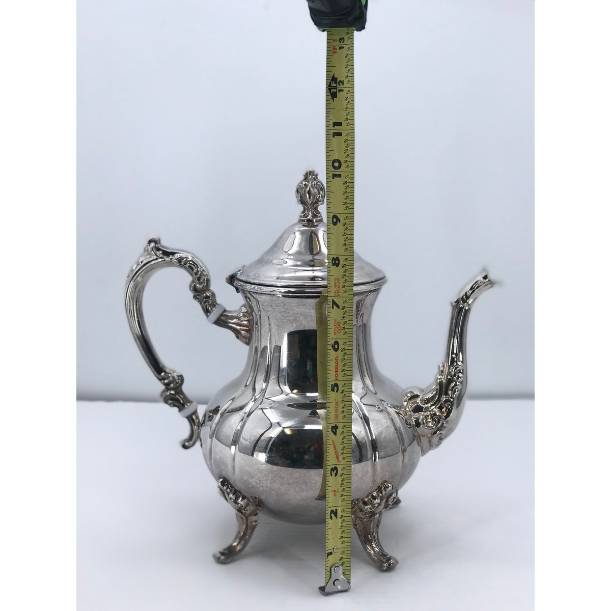 Towle Silverplated Vintage coffee pot serveware with handle Shell footed