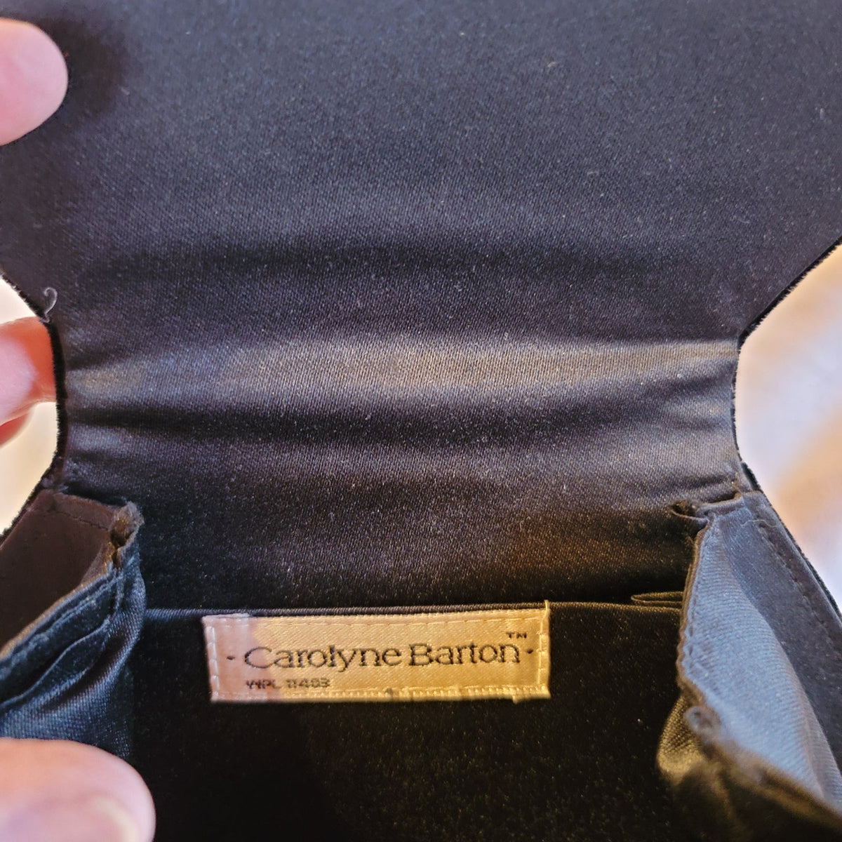 Carolyne Barton Solid Crossbody Bag Black Velvet