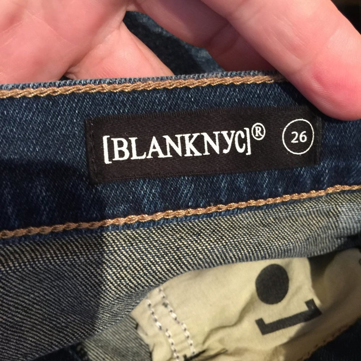 BlankNyc Green River Cutoffs Bermuda Shorts Raw Hem Denim Blue Size 26
