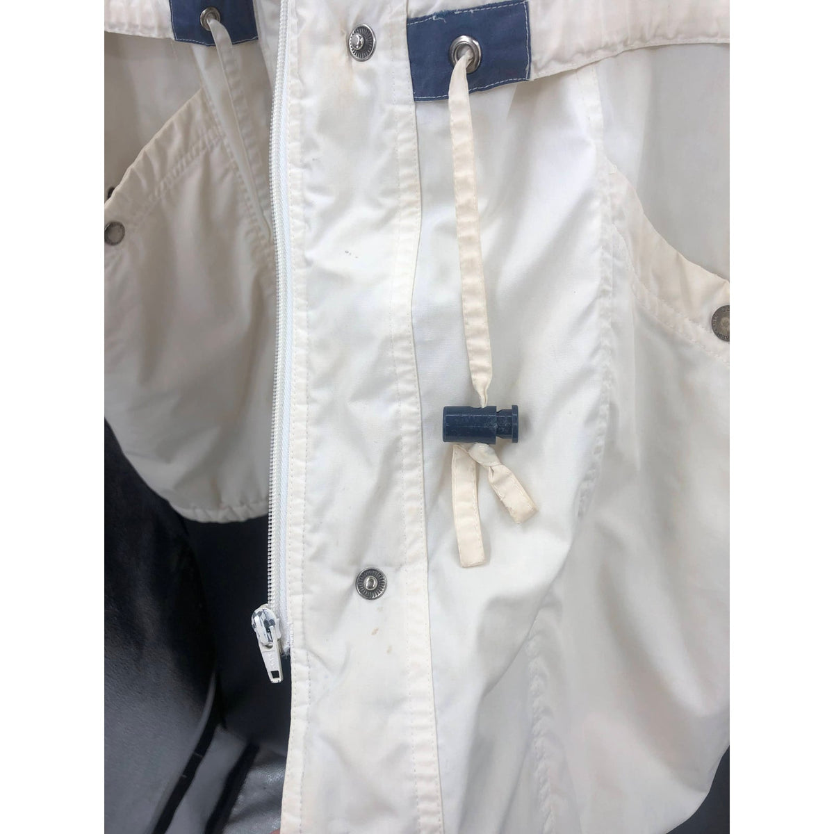 Cabin Creek Vintage 1990s Large Cinching Winter Coat White Blue Details Thick