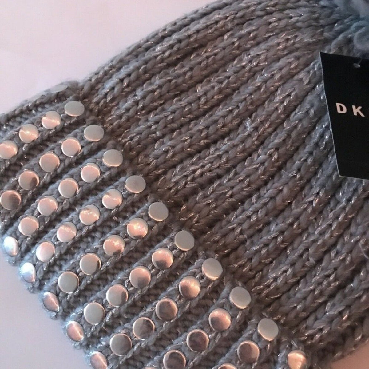 DKNY $40 Gray Stud Metallic Ribbed Silver Pompom Beanie hAT wINTER toboggan hat