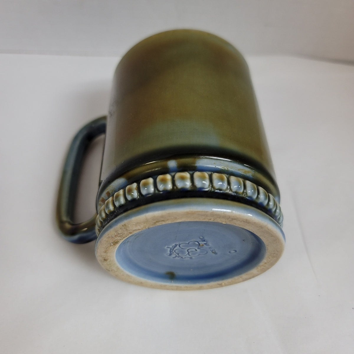 Irish Porcelain Made in Ireland D Mug Cup Thatch roof Farm Cottage Farmer Girl