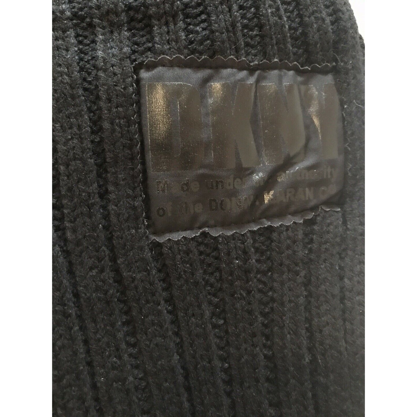 DKNY NEW Designer Fleece-Lined Knitted Infinity Scarf Wrap Black 30" x 12" Warm