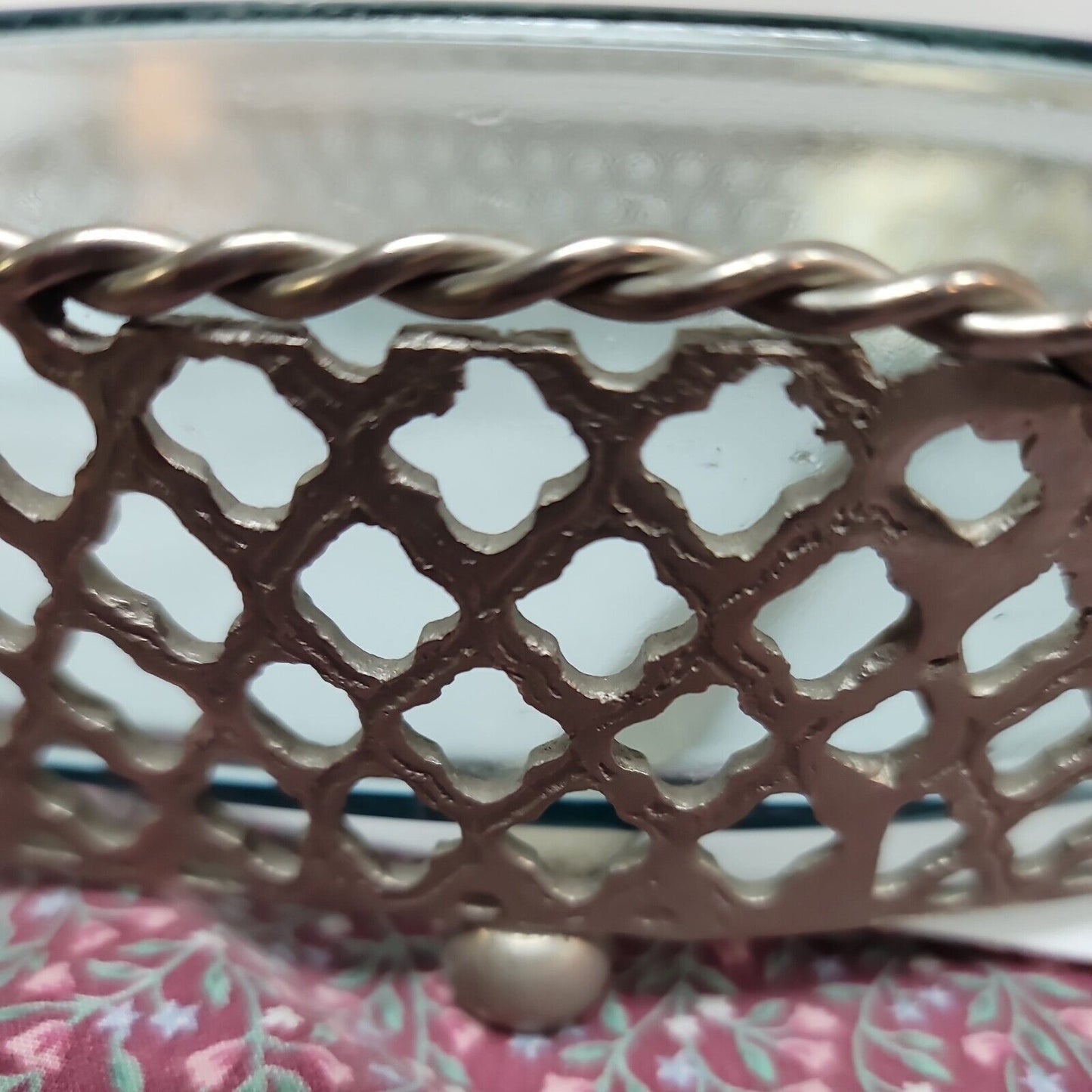 15" Large oval Vintage Silver Plate Serving Dish Stand W/ Marinex Glass 3" deep