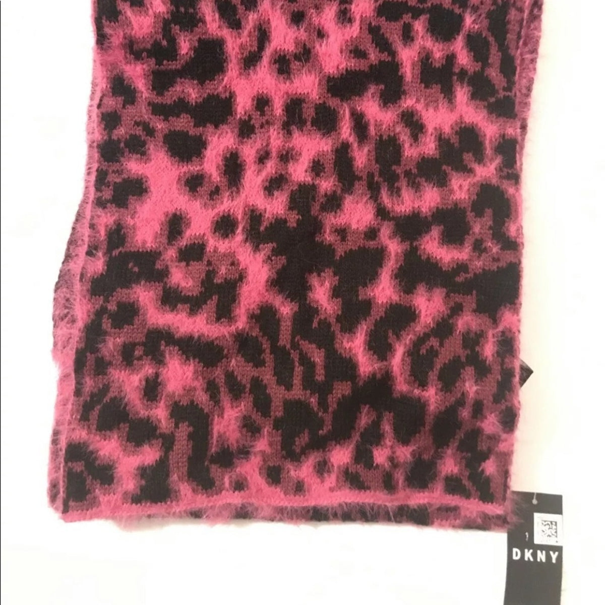 NEW DKNY Fuzzy Leopard Animal Pink Scarf Black L:63” W:12”