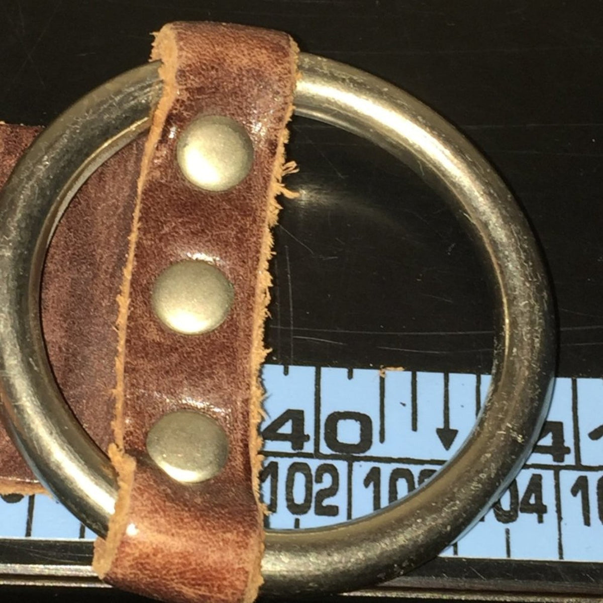 A & F Genuine Leather Size Medium Eyelets Belt Brass Round Buckle