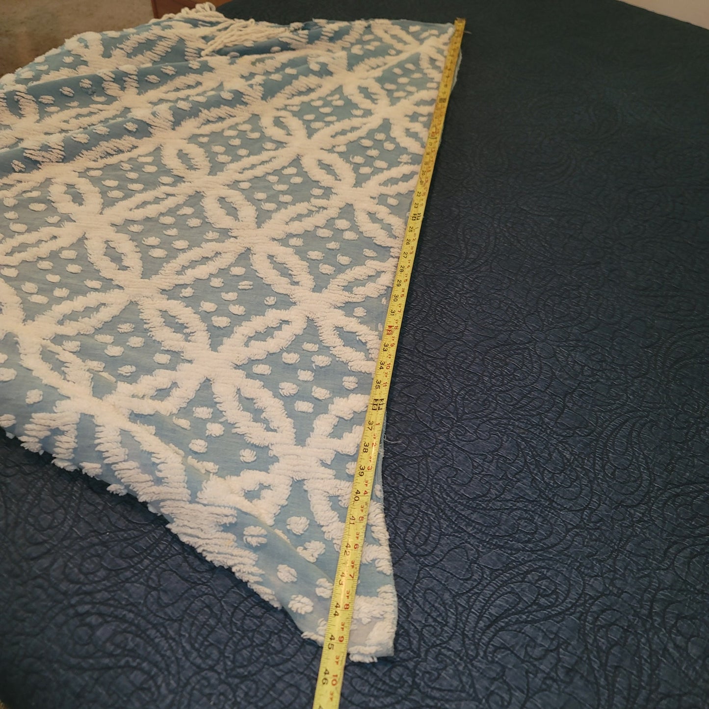 Vintage Chenille cotton poly Full / Queen bedspread Blanket Farmhouse Cabin