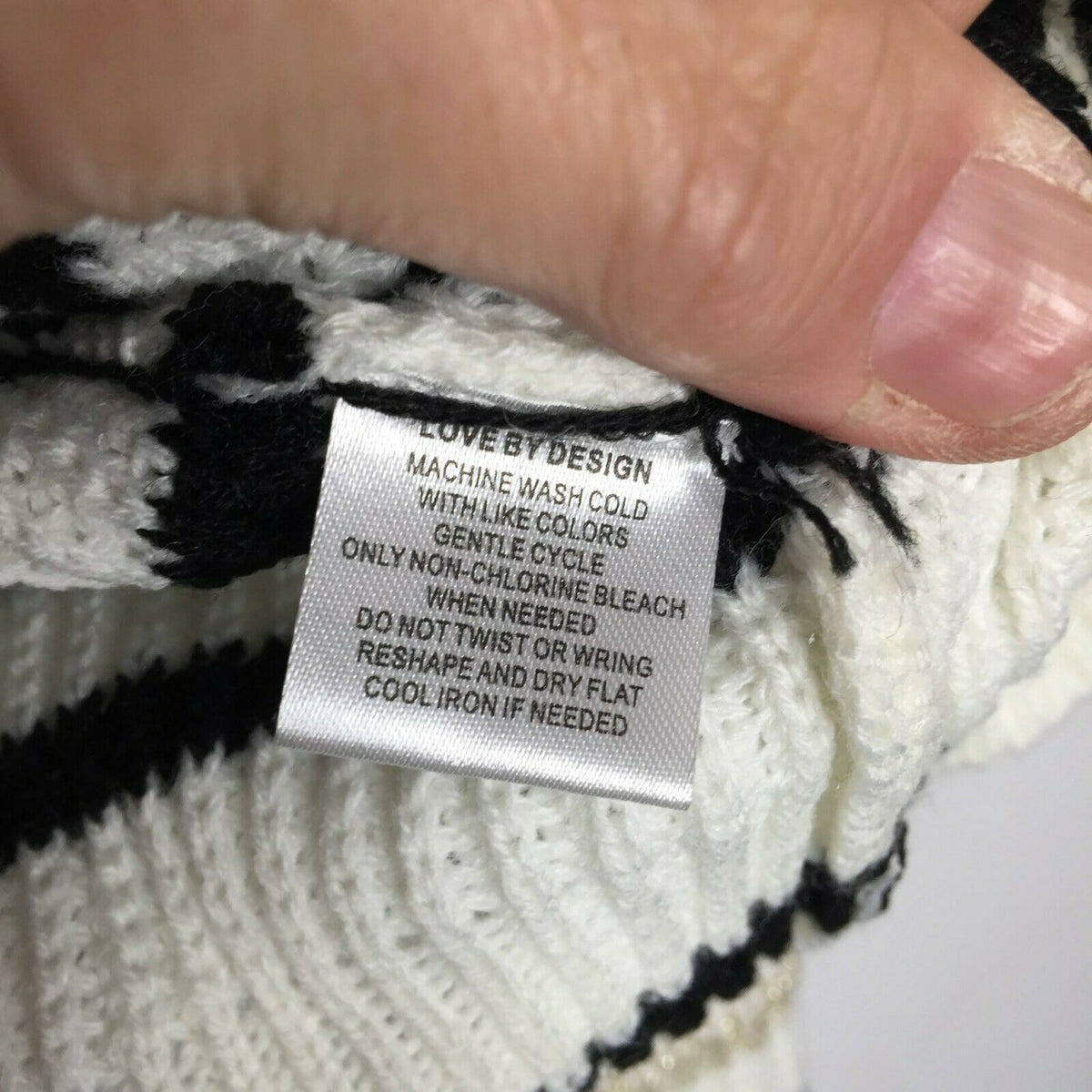 Love by Design Stripe Pullover Sweater Long Sleeves Crew Neck X-Large NWT