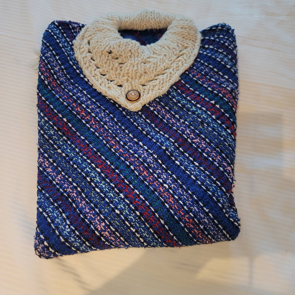 Handmade heavy poncho fringe wood button Winter One Size Multicolor Wool Cotton