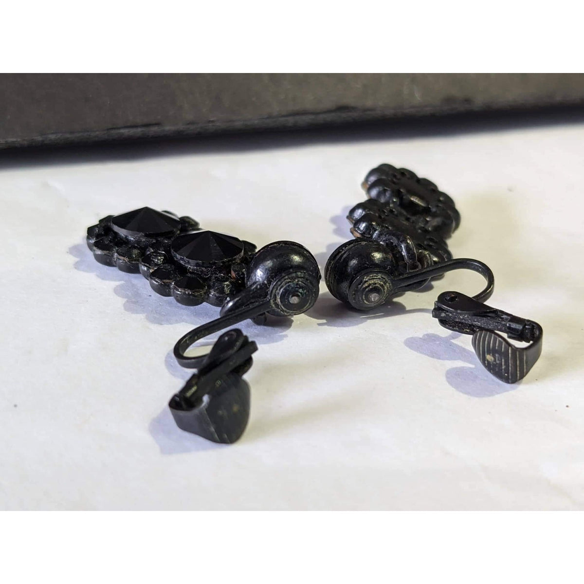 Vintage Black Glass Mourning Stud Dangle Clip On Earrings