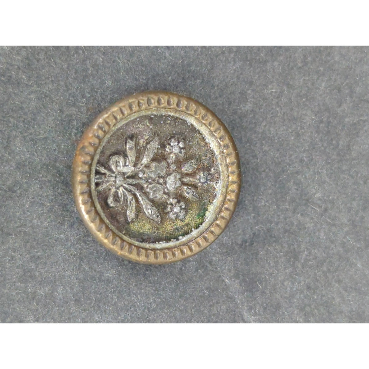 LOT PP of 10 Antique Vintage Victorian Brass Mixed Materials Buttons ESTATE FIND