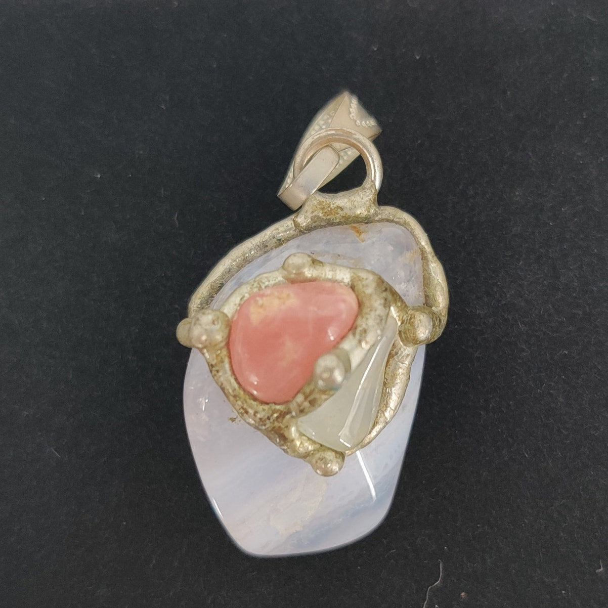 Vintage Artisan Blue Agate Strawberry Quartz Pendant One Size MCM Fairy