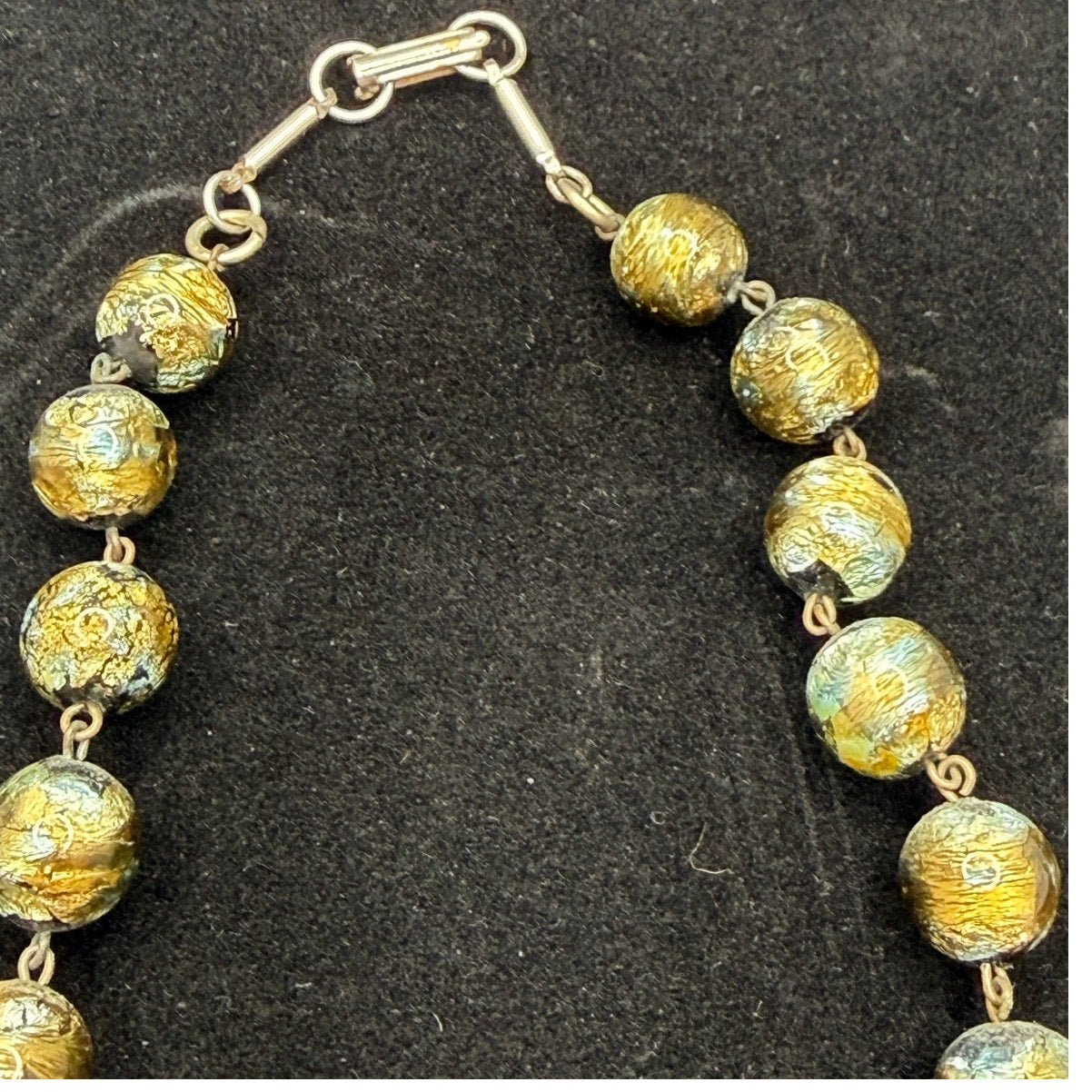 Vintage Art Deco Murano Venetian Gold Foil Bead Beaded Choker Necklace