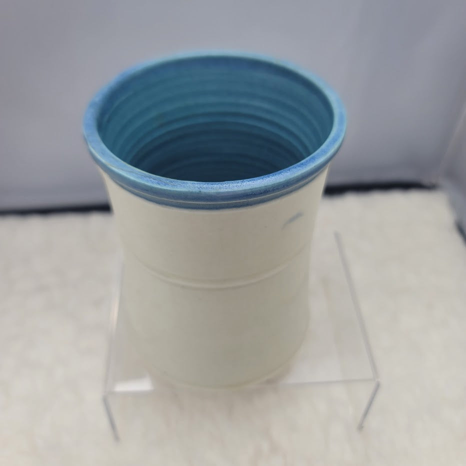 Wakulla Clay '86 Handmade Art Studio Pottery Vase Tumbler White Blue Sea shell