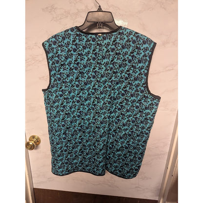 NEW Reversible quilted Womens Vest Size 48 XL Floral Batik Pockets Barrel button