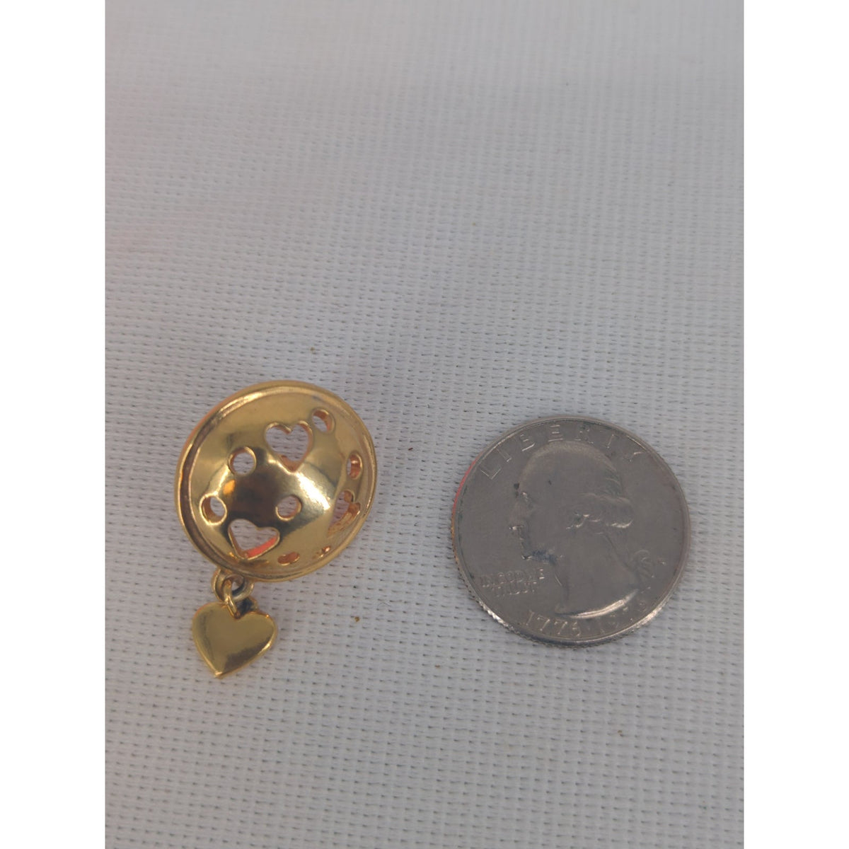 Vintage Gold-Tone Cutout Heart Dangle Stud Earrings Romantic Retro Jewelry