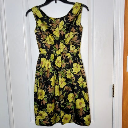 Vintage Teng's Shanghai 1950s Cocktail Sleeveless floral Dress small/XS.