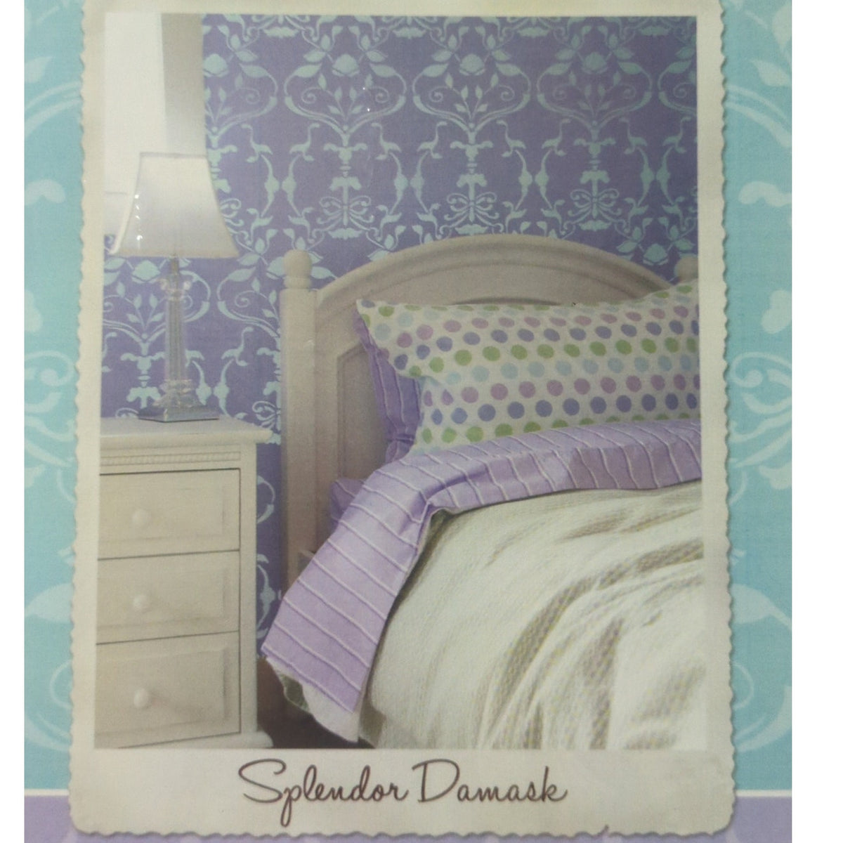 Royal Design Studio "Splendor Damask" Wall Stencil (7106) - 20.15"w x 32"h