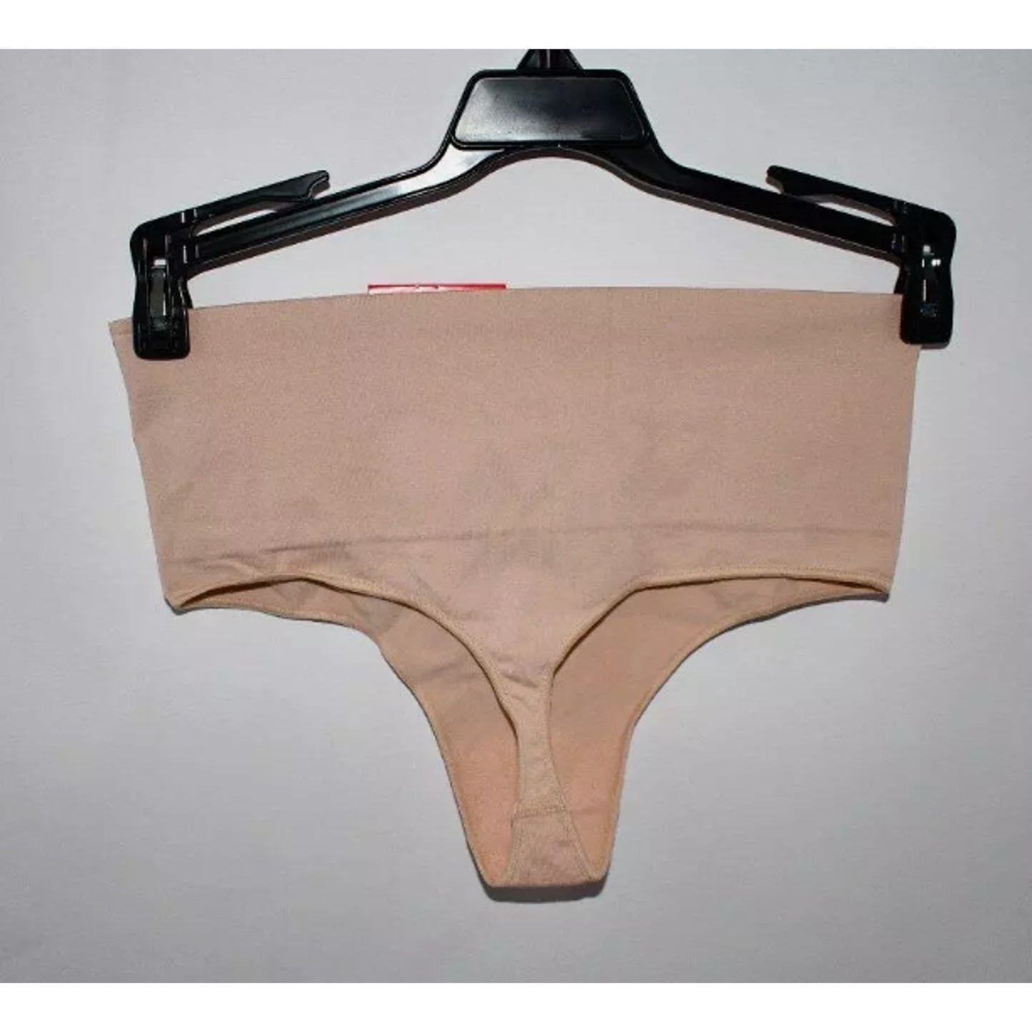 SPANX EcoCare Seamless Shaping Thong in Nude Size: MEDIUM #SS0815 NWT