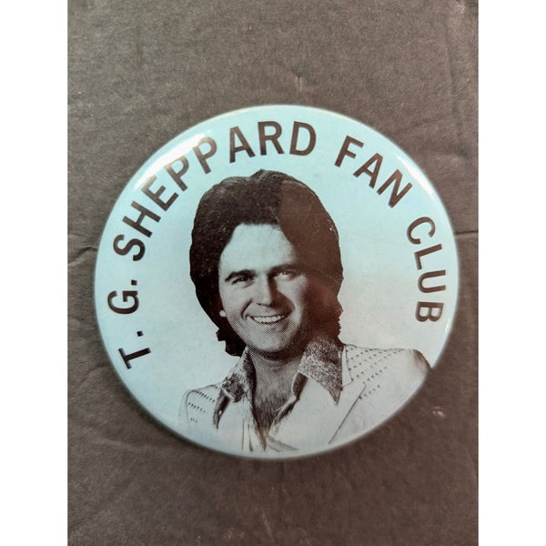 vintage  T.G. Sheppard pinback fan club metal round buttons and collectibles