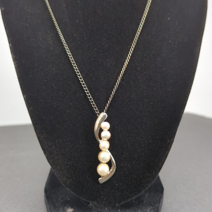 Vintage Fashion Necklace faux encased pearl Pendant with matching earrings