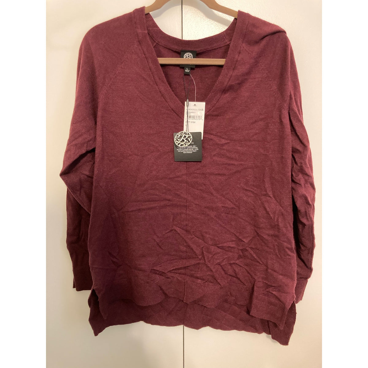 Bobeau Women's Classic V Neck Pullover Sweater Top Large Berry Red NWT High Low