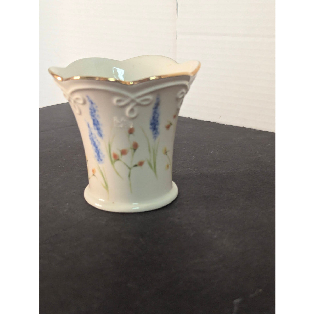 Vintage Lenox Fine Ivory Bone China Garden Flowers Miniature Flared Vase 24k