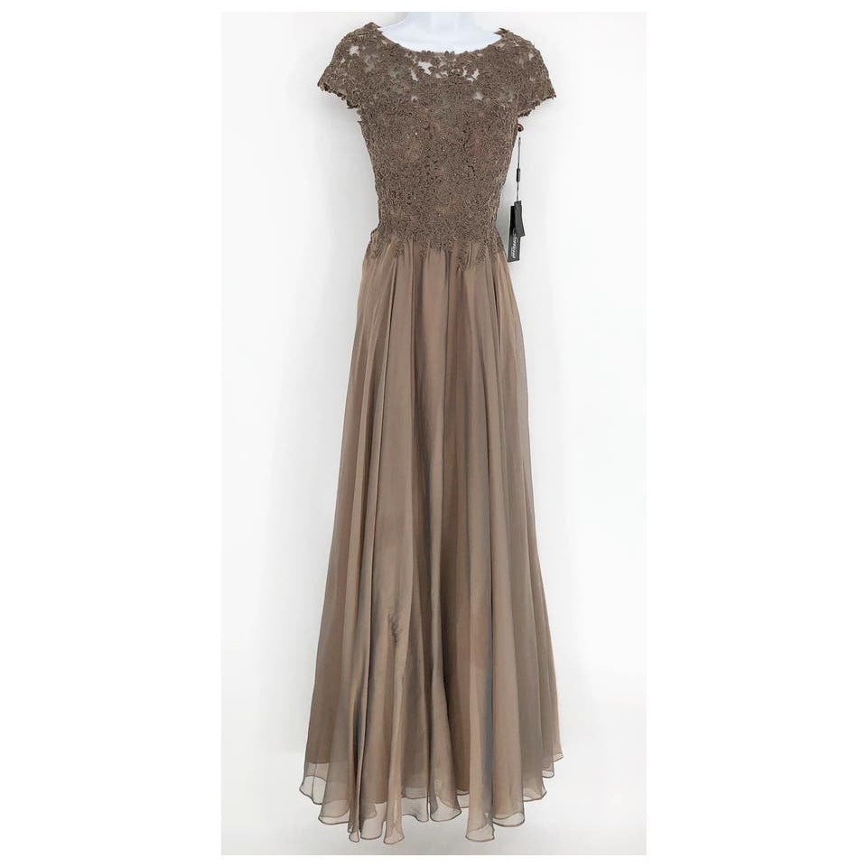La Femme Floral Embroidery Lace Chiffon A-Line Formal Gown Size 6 in Cocoa NWT