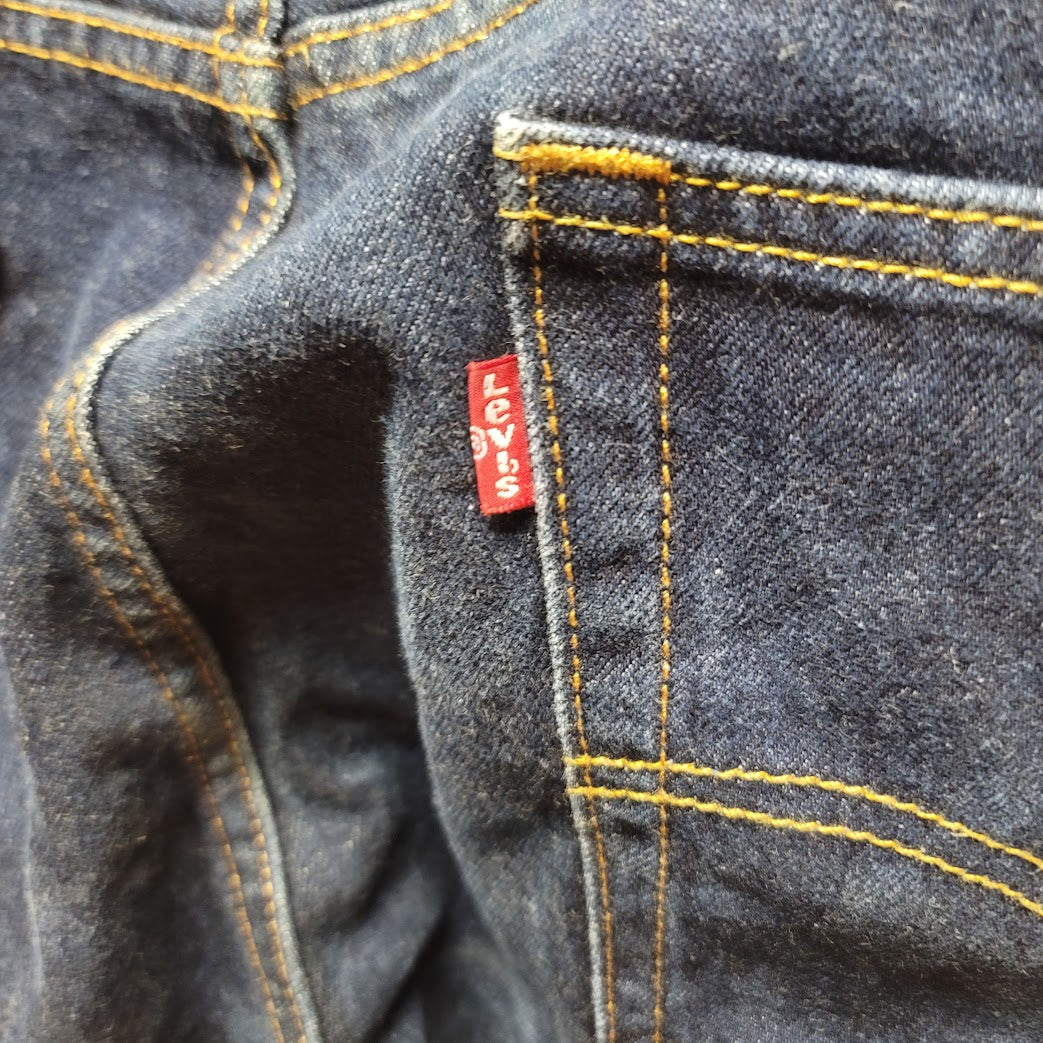 LEVI's STRAUSS blue denim jean 36" X 34" Pre-Owned straight leg dark wash